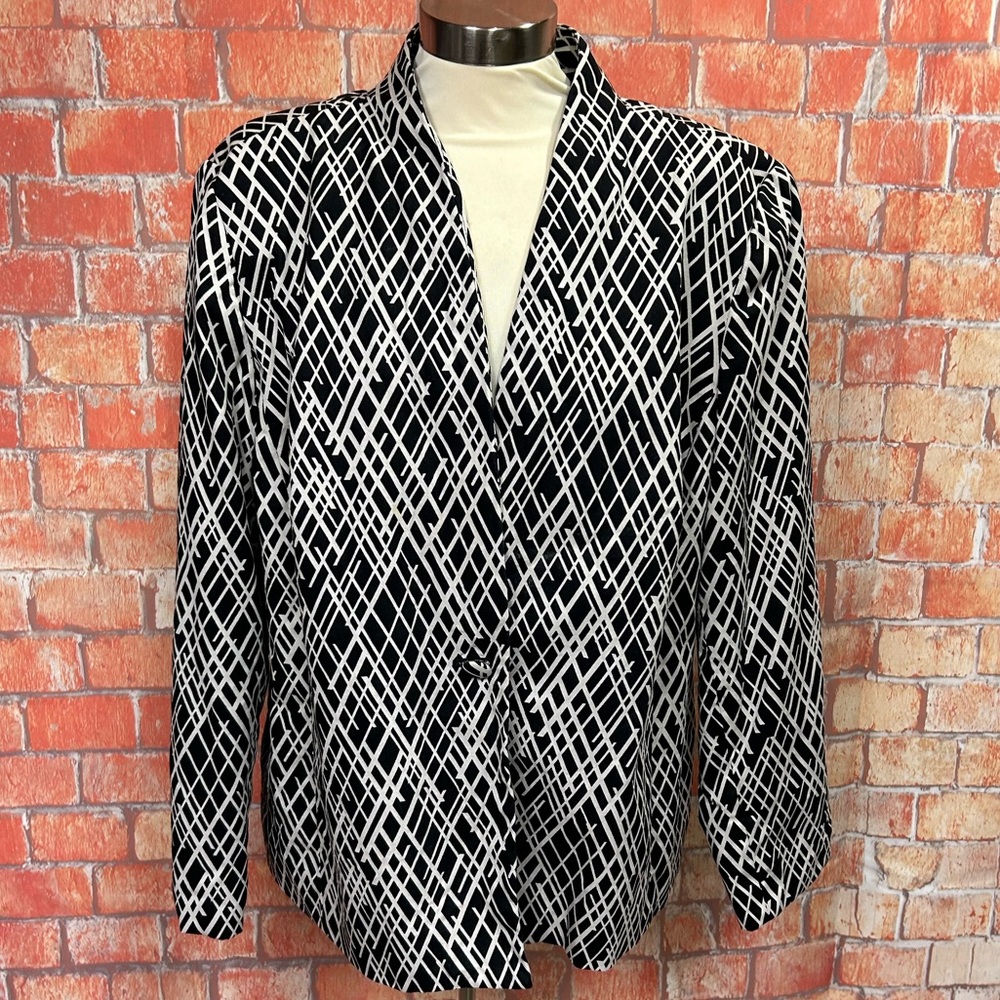 Covington Plus Size Geometric Print Cotton Blazer
